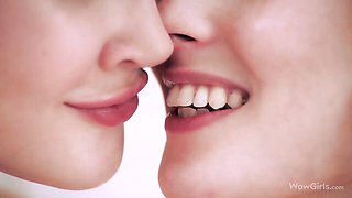 Sonya Blaze Private & Kelly Collins Makes Her Girl Shake On Her Tongue
