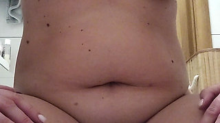 Another discomfort training session for my tormented body, nipple clamps to increase my arousal