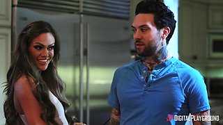 Halle Hayes' Wild Return in a Sultry Scene