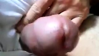 Fat Amateur Gets a Thick 5-Inch Boner