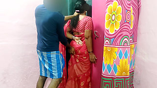 Desi Aunty Screams in Hurt While Having Anal Sex.