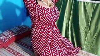 Desi Bhabhis Pussy Exposed