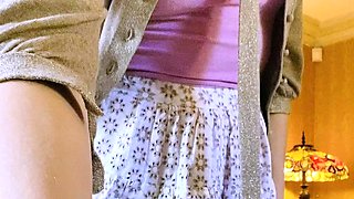 Cute amateur brunette naughty in solo jerking show on camera