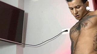 I Fuck My Horny Roommate Before the Visitors Arrive