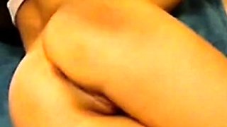 Webcam Girl DPs Herself with Fingers and Toys