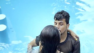 Hot Indian couple had sex while having fun in the swimming pool.
