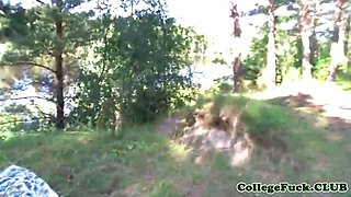 College teens facialized in outdoor threesome