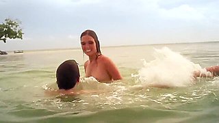 Brooke Hogan, Carmen Electra - 2 Headed Shark Attack