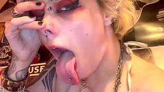 Goth Girl Glitterqueen1999 Stretches Her Button Nose with Ni