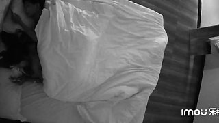 Horny fat arab housewife fingered on amateur hidden cam