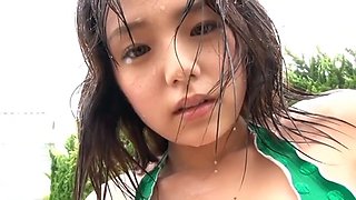 Ai Shinozaki huge boobs and cleavage bikini asian