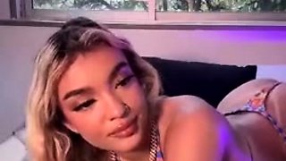 Blonde emo amateur solo masturbation