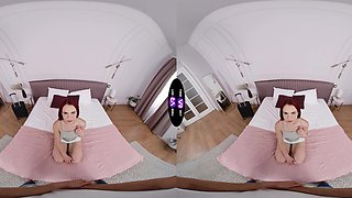Teen Sirena's tiny titties bouncing in VR HD