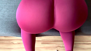 Perfect Ass in Gym Training Pants