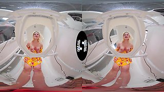 Blonde Fetish VR Seduction in a Sizzling Erotic Encounter