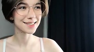 Amateur Webcam Teen Masturbates And Teases