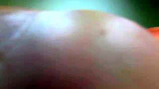 Maroe's Toes - Giantess Hires Assistant