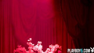 Mature red-haired COUGAR with XXL all-natural knockers Maitland Ward glamour