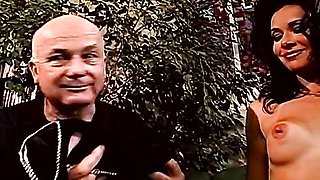 Tempting hustler's threesome movie