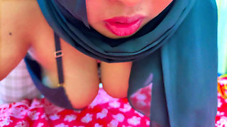 Big Ass Hot Maid Ironing Her Bra Panty & Dress Then I See Her Fat Ass & Big Boobs & Start Masturbat