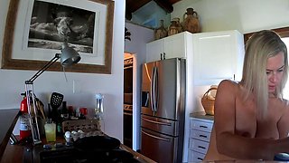 Shy amateur blonde babe masturbating in the bed