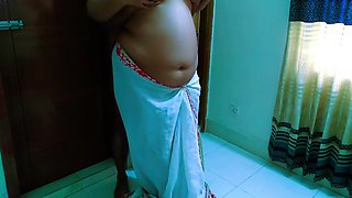 Desi Hot Aunty Without Blouse Only Saree She Is Supper Hot Now, Then Her Neighbor 18 Year Old Guy Fuck Her