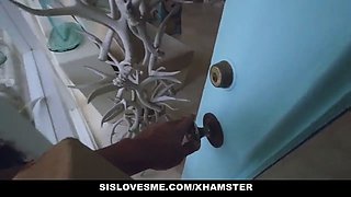 Sislovesme - step-sis pays back with her arse