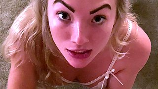 Amazing amateur blonde enjoying a doggystyle