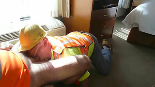 Daddy worker acts like a naughty pig - check the full video at biversbear.com