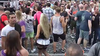 Flashing and Fucking In Public: Big Ass, Blowjob  Amateur Porn