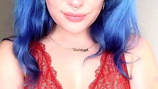Very hot busty brunette solo masturbation on webcam