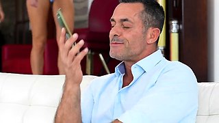 blonde teen fingering live shows on k