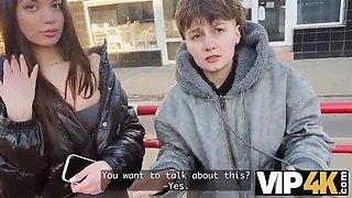 Pretty Lesbians Share a Stranger in Threesome