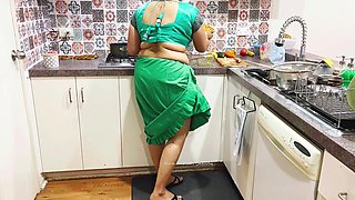 Homely Hotwife’s Saree Tuck & Hip Fold Elegance - a Kitchen Delight!