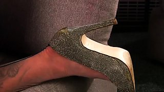 Skanky busty voyeur thot gets horny