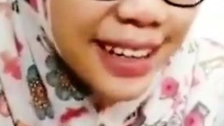 SandpDecent - Tudung Virgin Uni Student Nerd Cum on Face